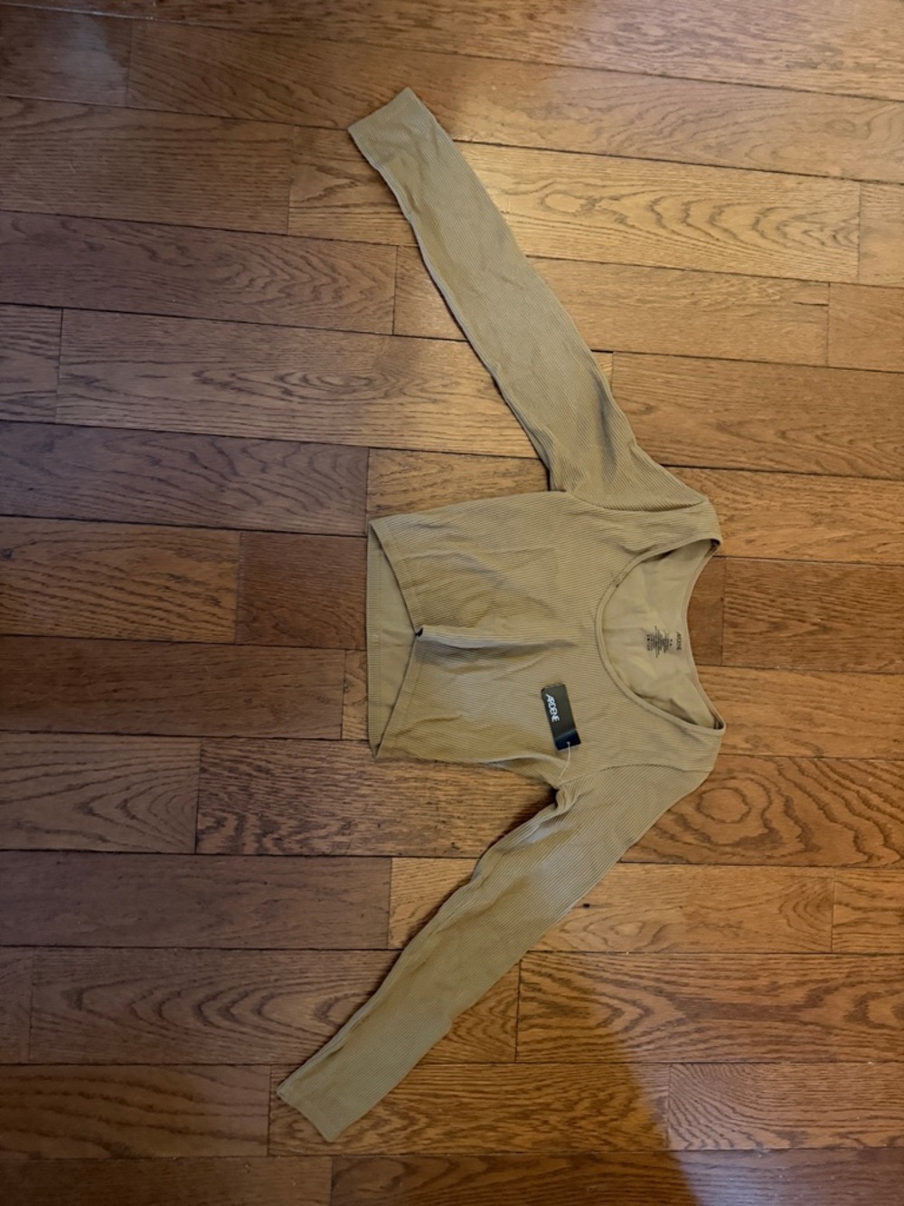 Ardene Ribbed Long Sleeve Crop Top in Tan